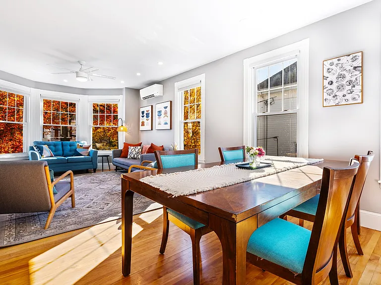 77 William St #2 — Photo 31
