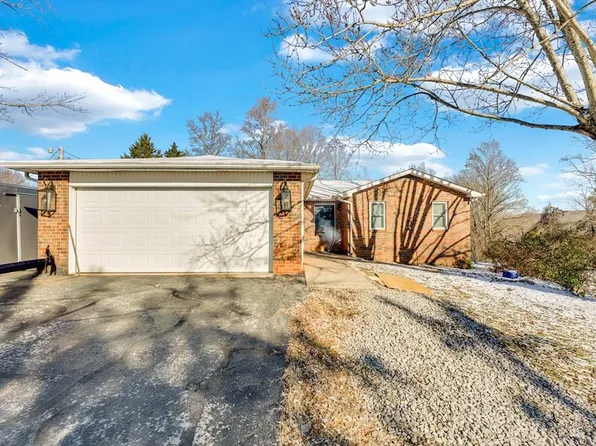 3766 Old Bridge Rd, Cookeville, TN 38506