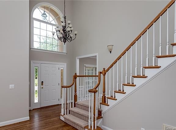 4th image of 11033 Fountaingrove Dr