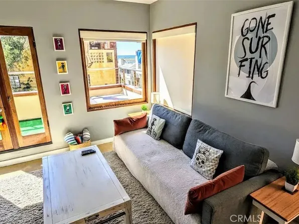 3206 Manhattan Ave, Manhattan Beach, CA 90266