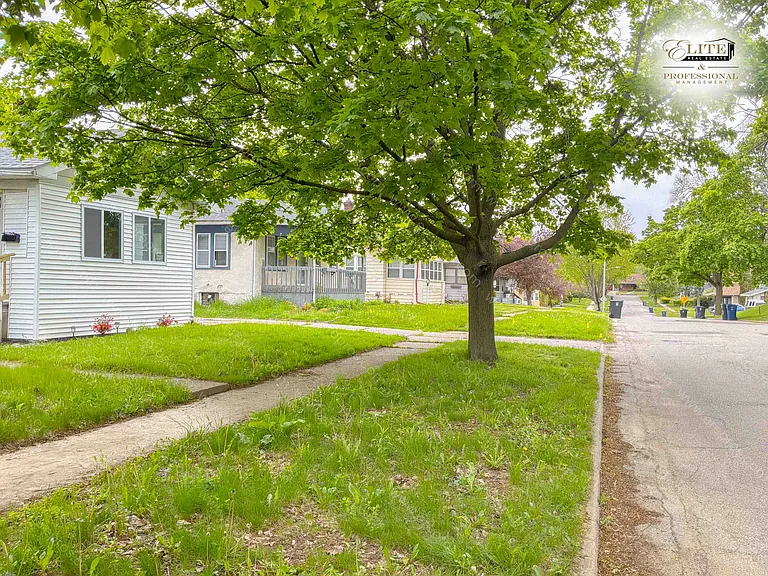 2515 Bagley St — Photo 26