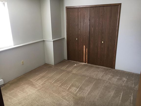 5th image of 2479 2nd St