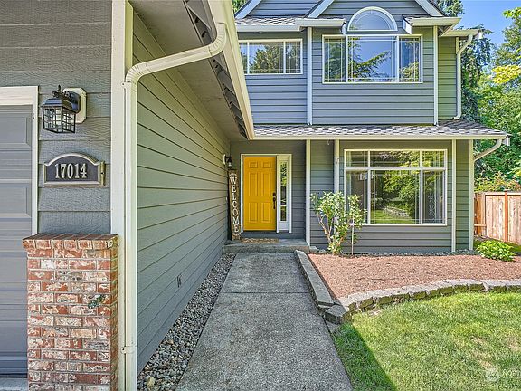 3rd image of 17014 87th Avenue Ct E