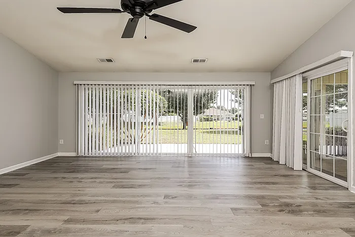 4487 W Walkerton Rd — Photo 3
