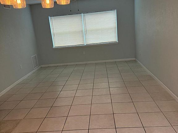 2nd image of 382 E Royal Palm Rd #600