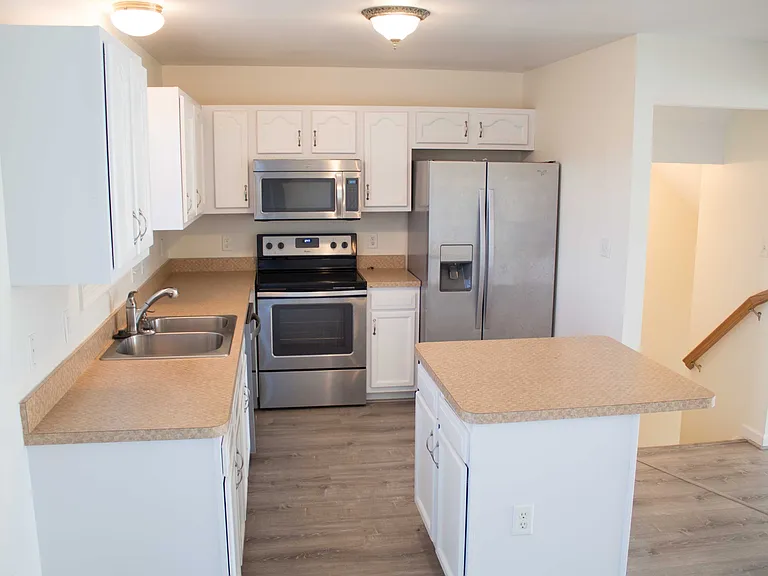480 Thumper Dr #1 — Photo 21