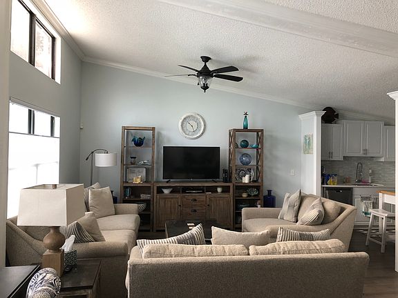 4th image of 56 Sabal Cay Ct #560