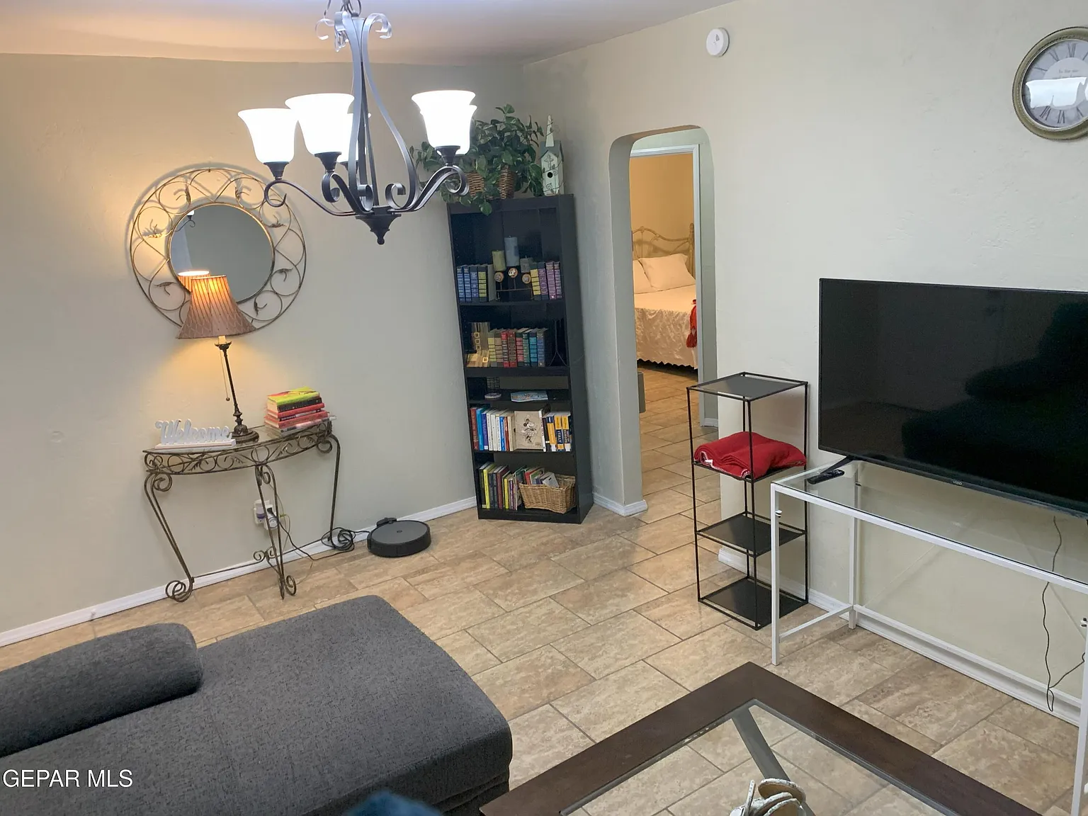 2 bed, 1.0 bath, 986 sqft, $1,700 — Photo 4