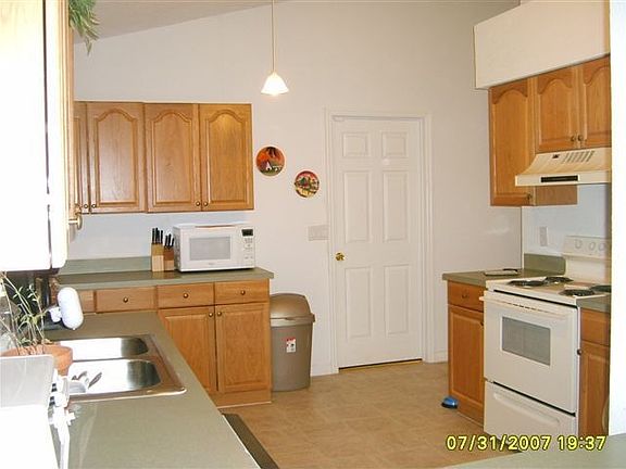 3rd image of 3132 Ginger Cir