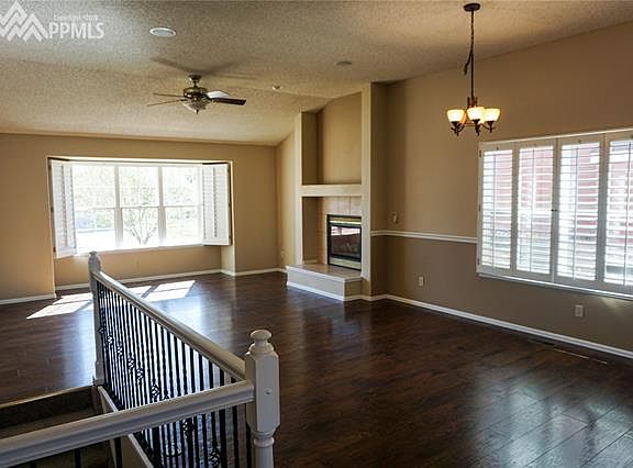 4th image of 7960 Interlaken Dr