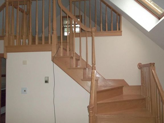 2nd image of 151A Plymouth St #2