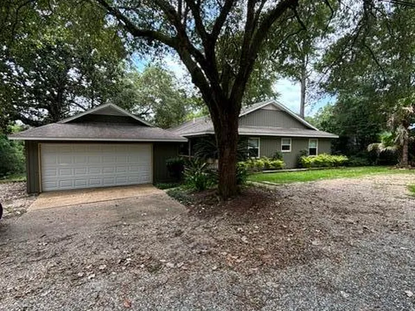 9813 Hidden Lake Rd, Vancleave, MS 39565
