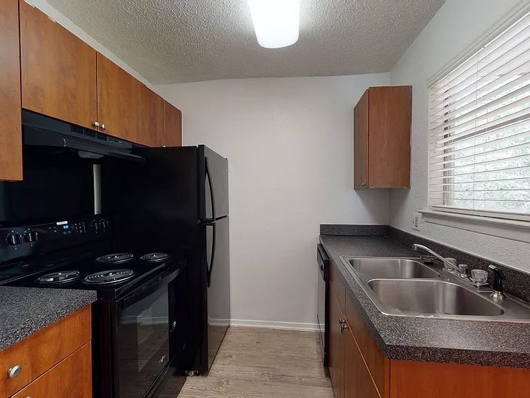 Addison Apartments at the Park — Photo 228