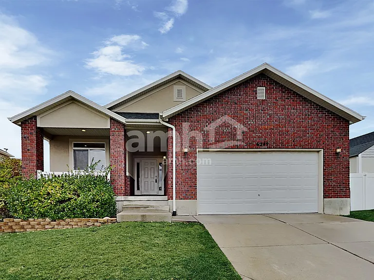 6249 Imperial Oak Dr — Photo 1