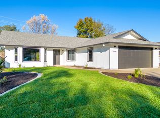 1946 Trumpet Dr, Redding, CA 96003