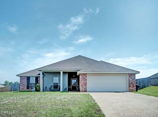 109 Grandview Dr, Byram, MS 39272