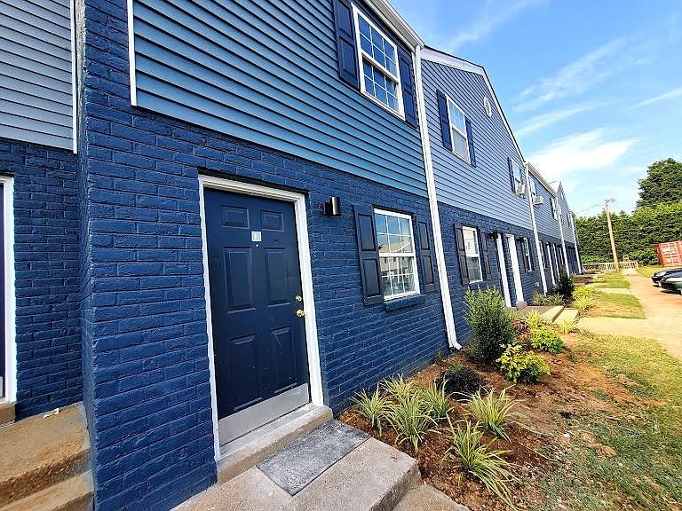 1st image of 1700 Colorado Ave