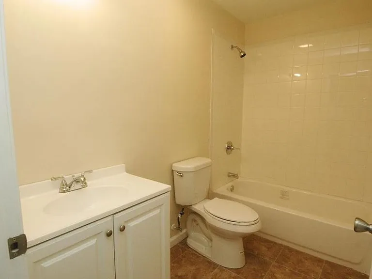 1710 Fleet St #3 — Photo 12