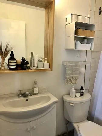 225 Gladstone Ave — Photo 44