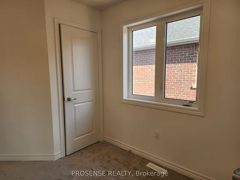 435 Van Dusen Ave — Photo 33