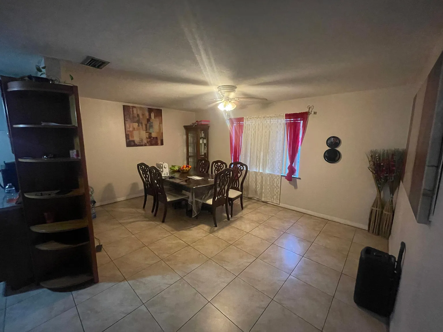 901 S Park Ct — Photo 3