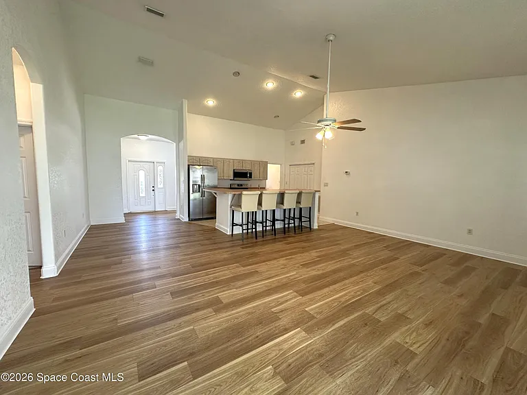 616 Manatee Bay Dr — Photo 10