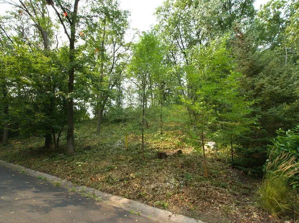 1408 Alpine Pass, Golden Valley, MN 55416