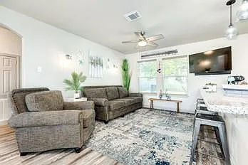 117 Tarpon Ave — Photo 3