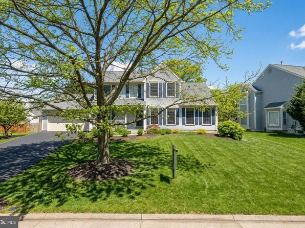 21217 Tiger Lily Pl, Ashburn, VA 20147