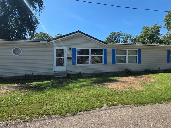 541 Allen Ct, Coshocton, OH 43812