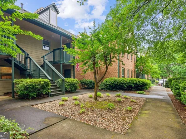 721 Beaufort Cir, Duluth, GA 30096