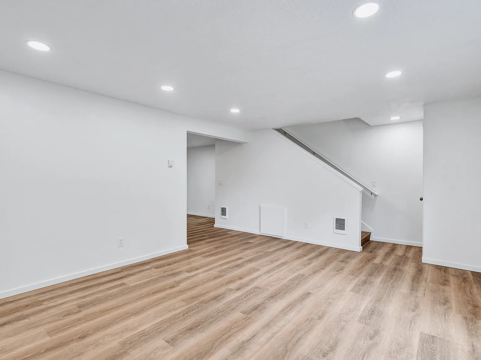 2 bed, 1.5 bath, $1,750 — Photo 3