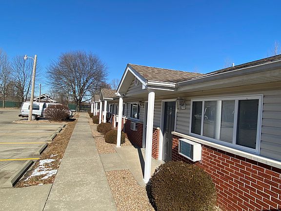 4th image of 250 S Lewis Ln