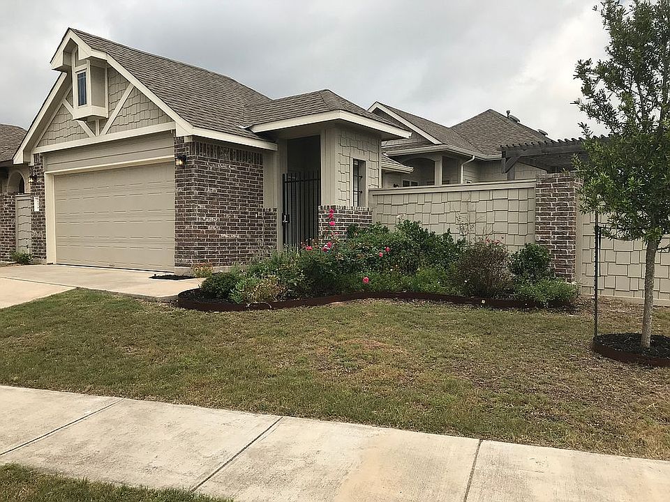 1st image of 218 Rock Bluff Ln