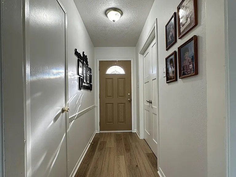 5018 Ash Ct — Photo 6