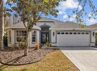 18861 Maisons Dr, Lutz, FL 33558