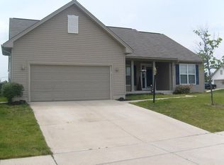 9040 Jasmine Dr, Tipp City, OH