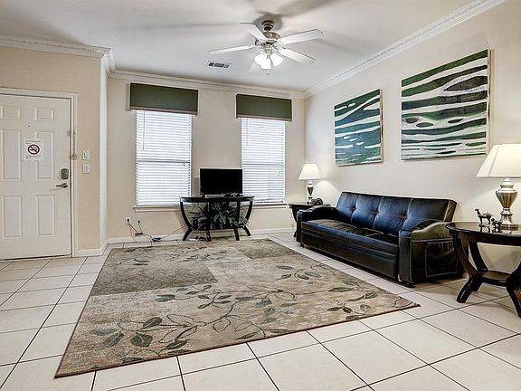 2nd image of 2078 Laverne St Unit 2