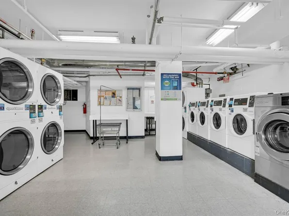 3 Fordham Hill Oval image 24 of 29