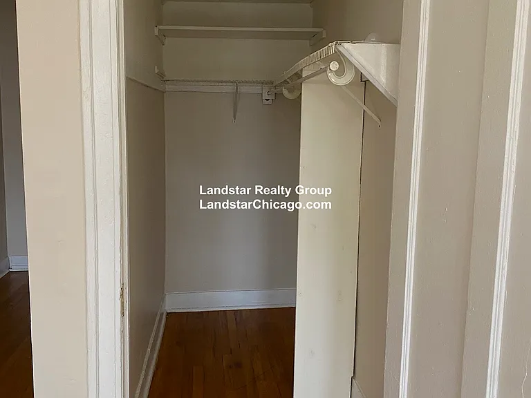 1364 W Estes Ave #2N — Photo 4