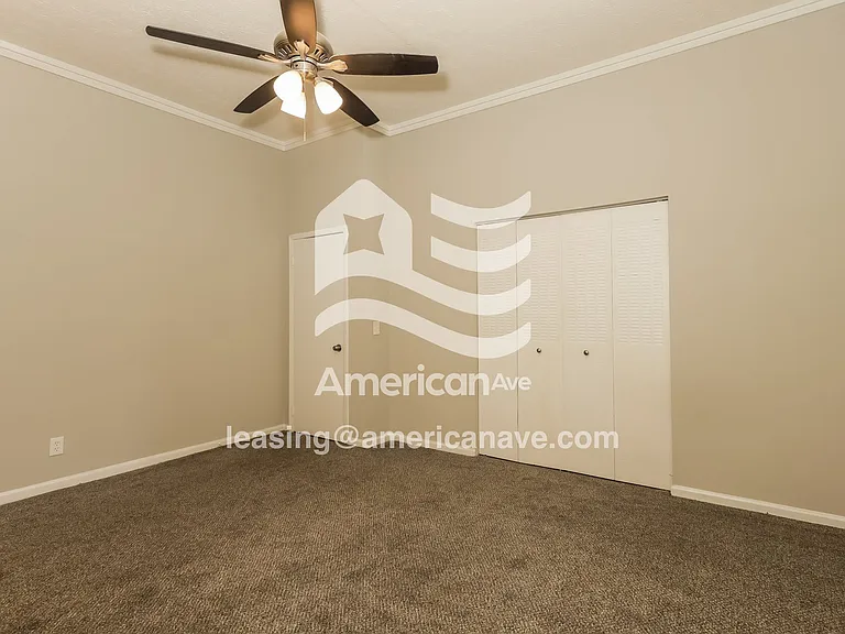 842725_008_wm_-_main_bedroom_12959862.jpg