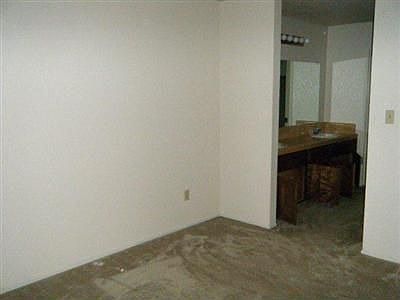 5th image of 817 E Orangeburg Ave 2 #2