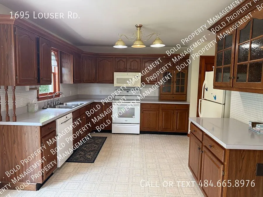 Coming soon - Annville 4 bedroom 3 bath — Photo 3