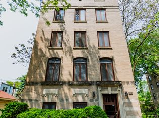 2054 W Morse Ave, Chicago, IL 60645