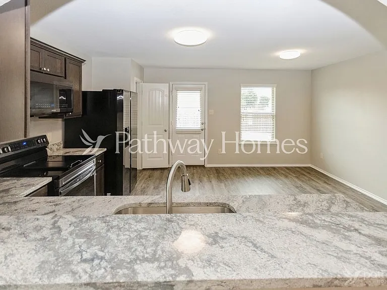 206 Gallop Ct — Photo 4