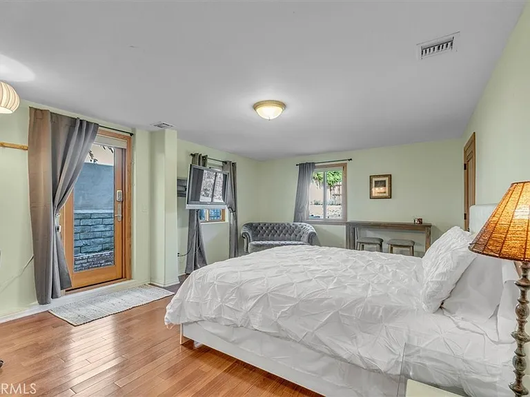 9824 Baden Ave — Photo 26