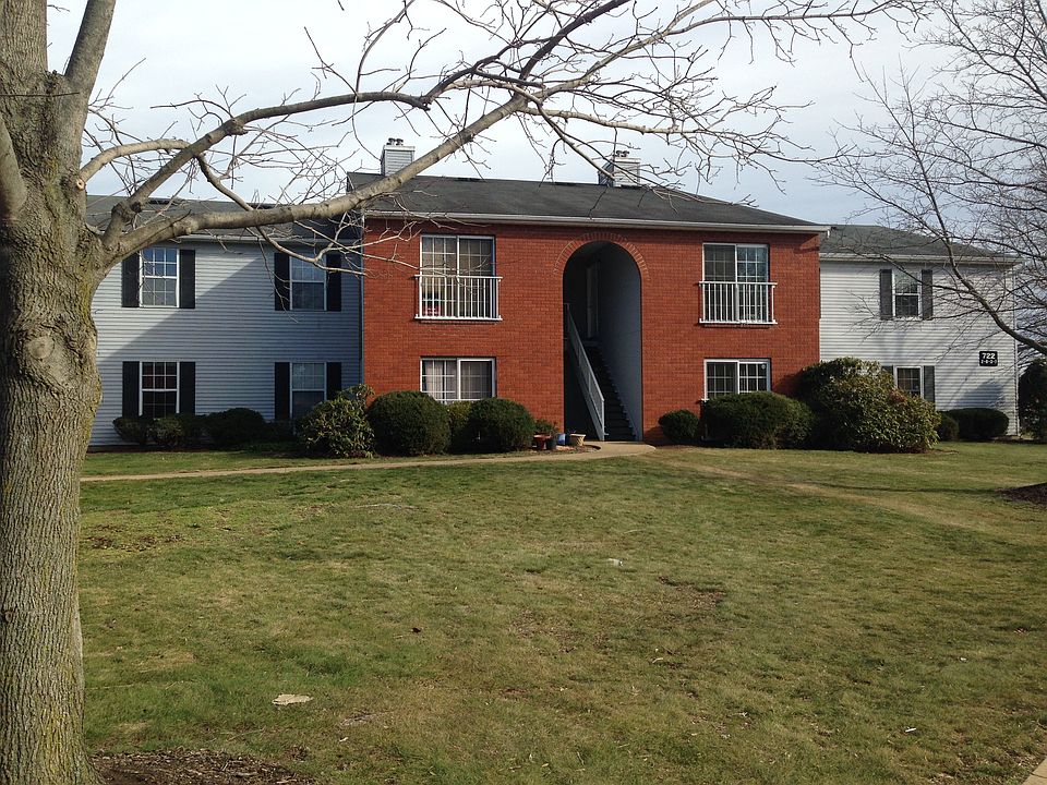 Brick Faced Condominium Building with Bright Entrance Way