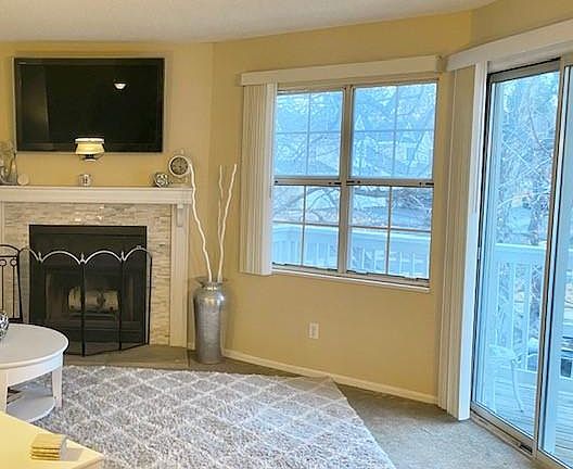 Sliding door to deck and big window to let in natural light