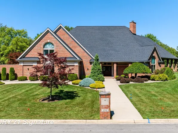 5590 Pine Gate Dr, Saginaw, MI 48603