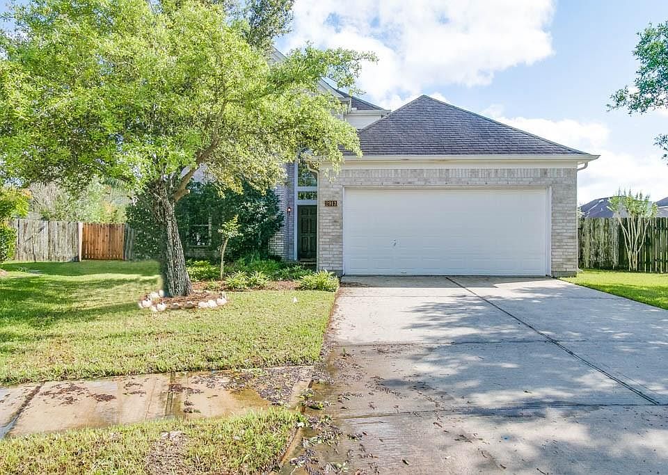 1st image of 2913 Fountain Brook Ct